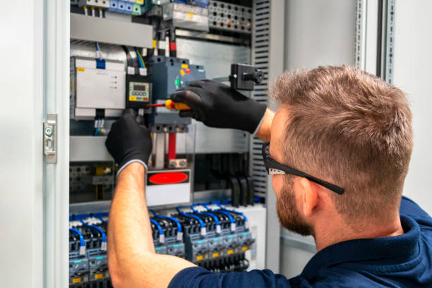 Best Local Electrician Companies  in Saybrook Manor, CT